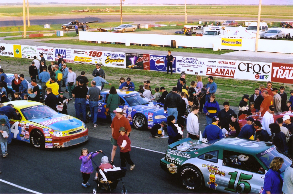 Darren Turner at the pre-race autograph session on the Bridge City Speedway racetrack